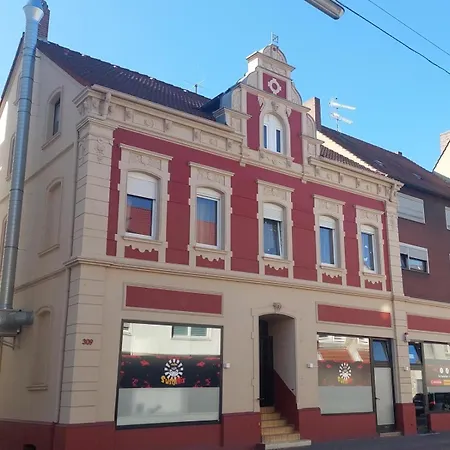 Moderne, Neu Moeblierte In Zentraler Lage * 卡斯特罗普-劳克塞尔