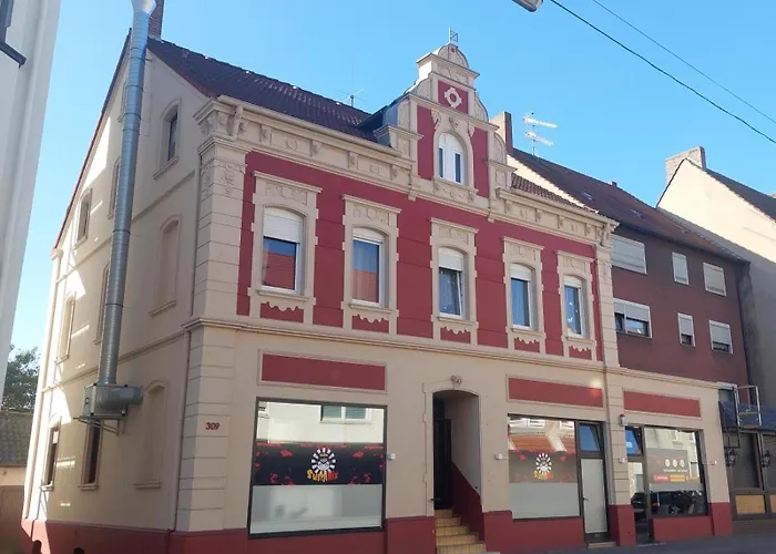 Moderne, Neu Moeblierte In Zentraler Lage * 卡斯特罗普-劳克塞尔